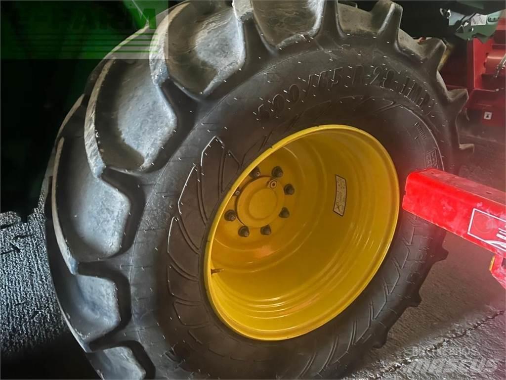John Deere T550 Комбайни