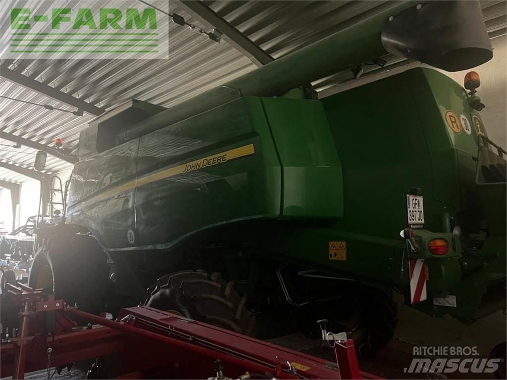 John Deere T550 Комбайни