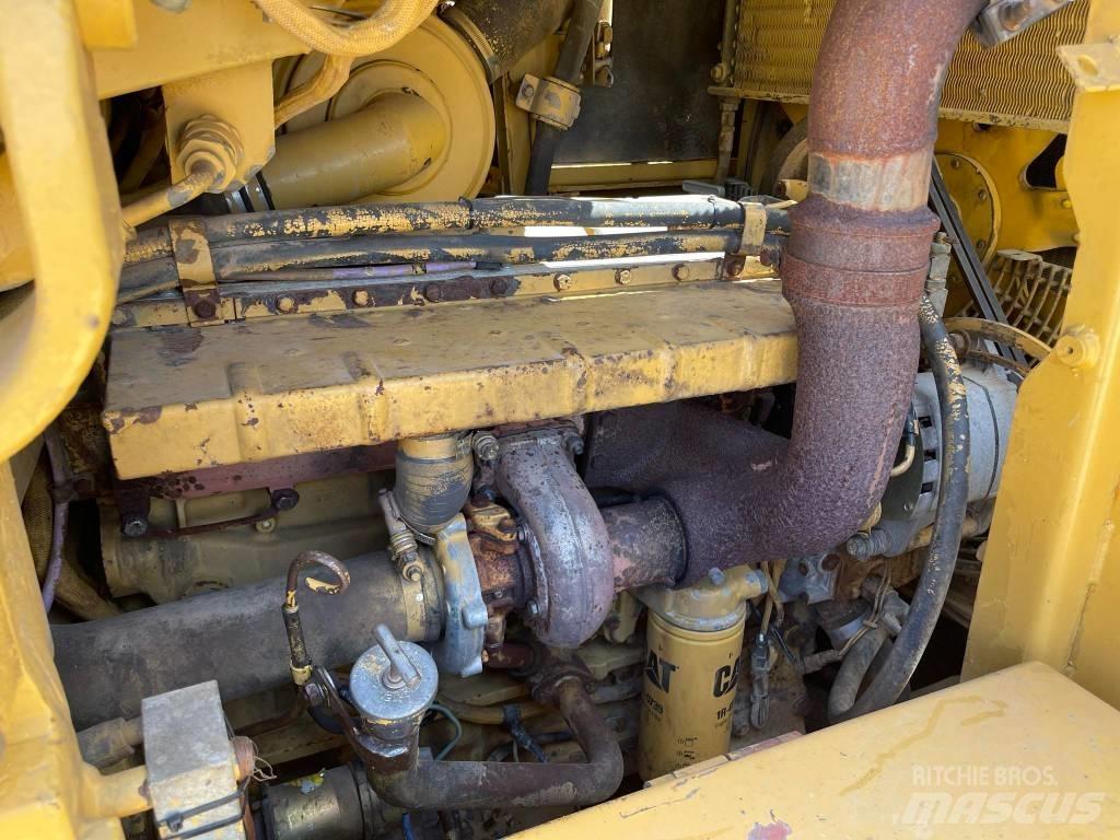 CAT 963B Верижен товарач