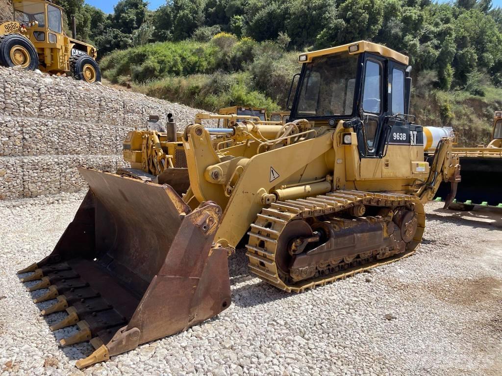 CAT 963B Верижен товарач