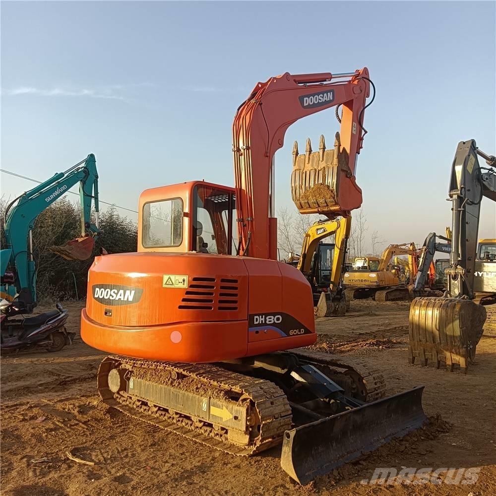 Doosan DH80G Средни екскаватори 7т - 12т