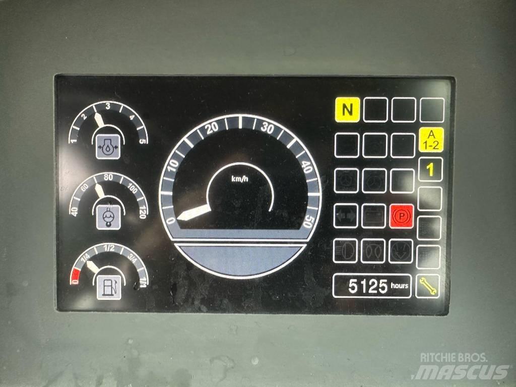 Liebherr 514 STEREO Колесни товарачи