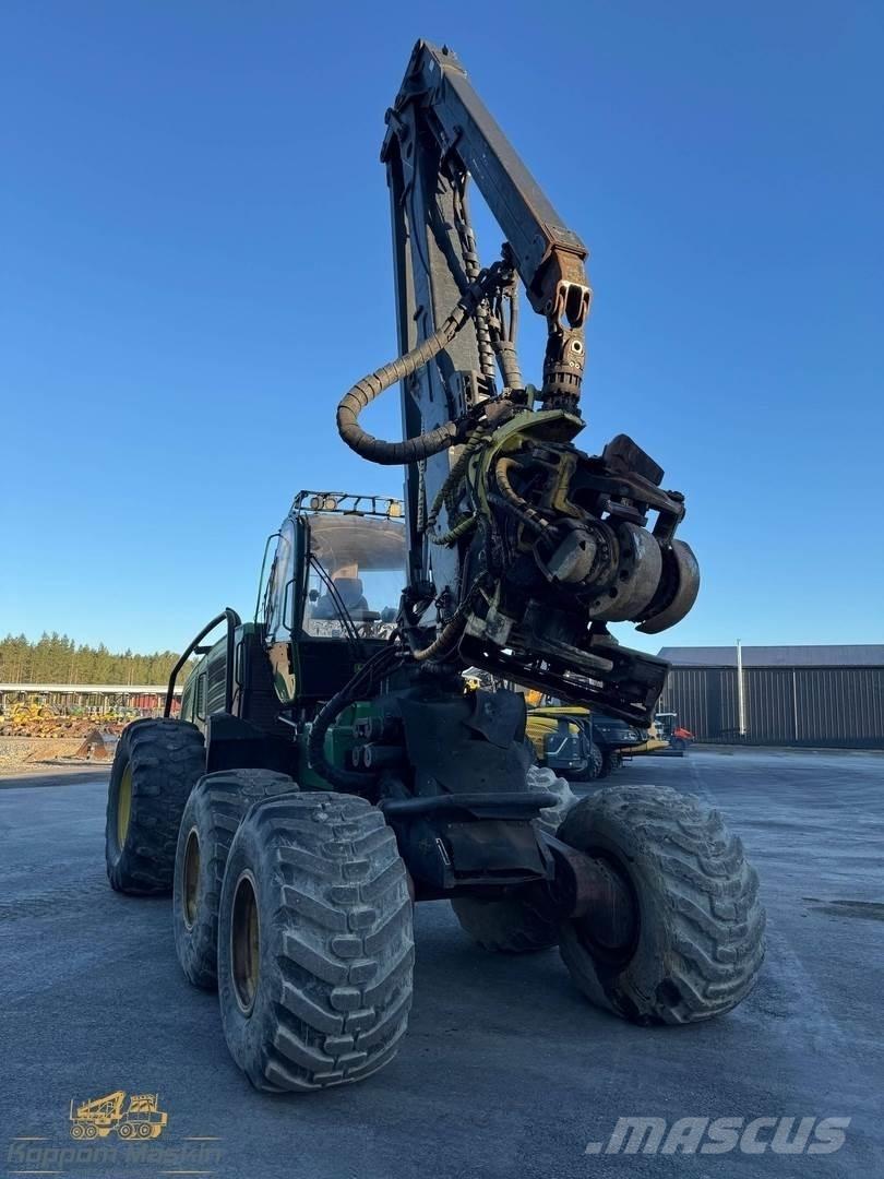 John Deere 1470E Харвестери