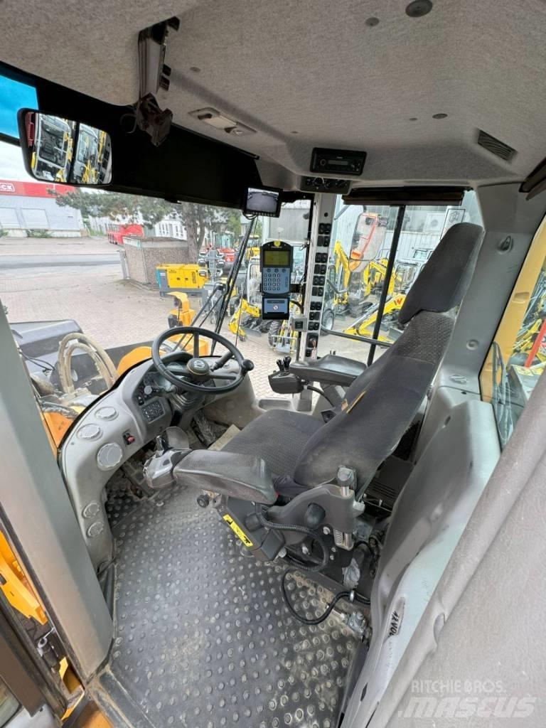 Volvo L150H Колесни товарачи