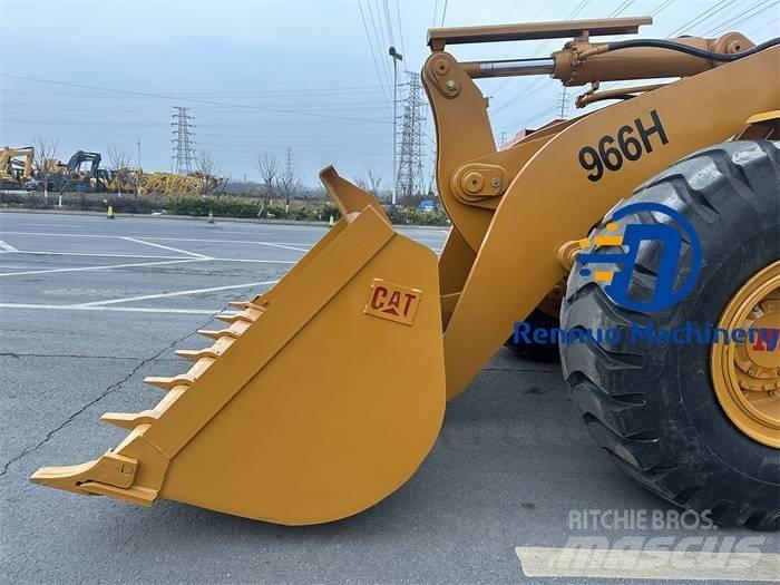 CAT 966H Колесни товарачи