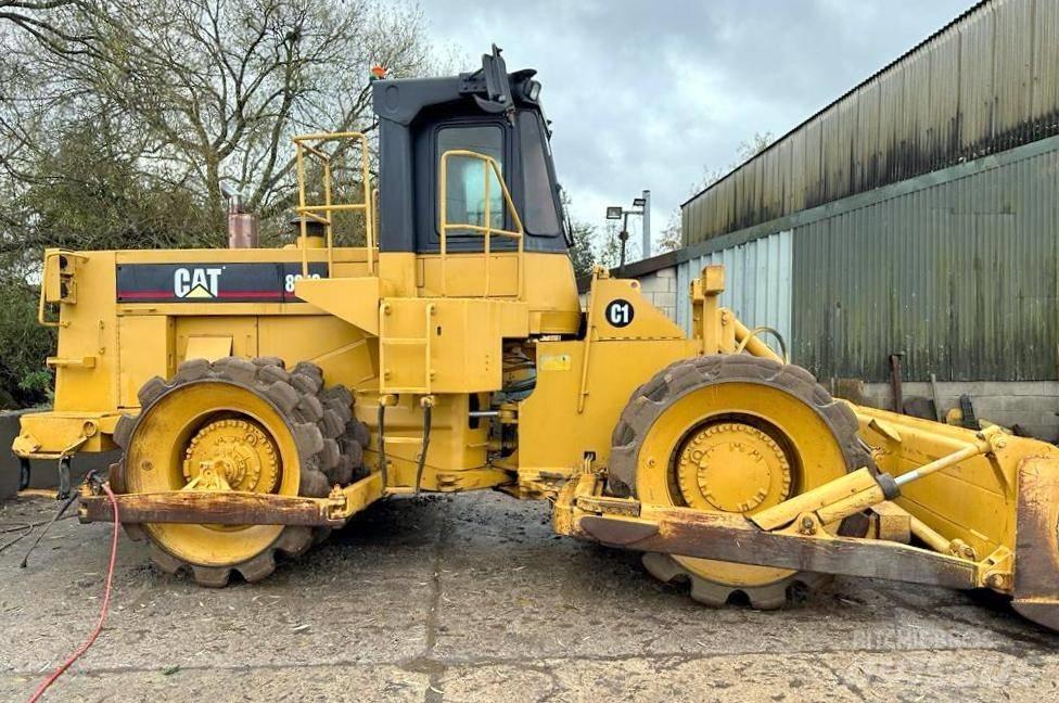 CAT 825 C Уплътнители за почва
