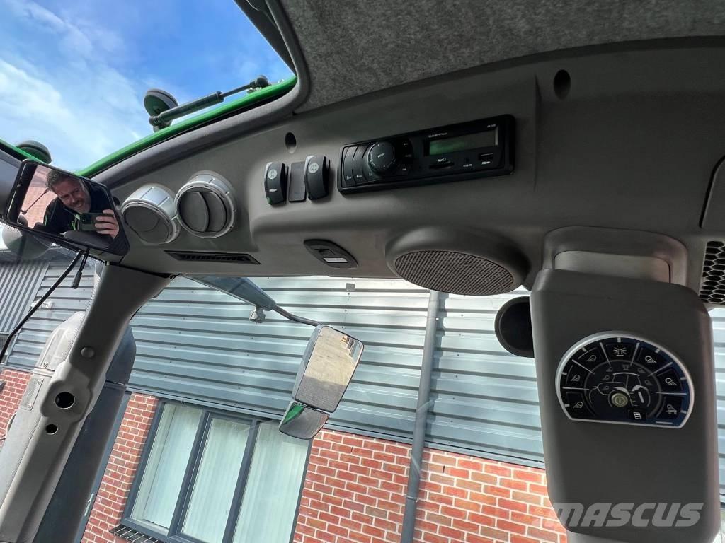 Deutz Agrotron 6140 Трактори