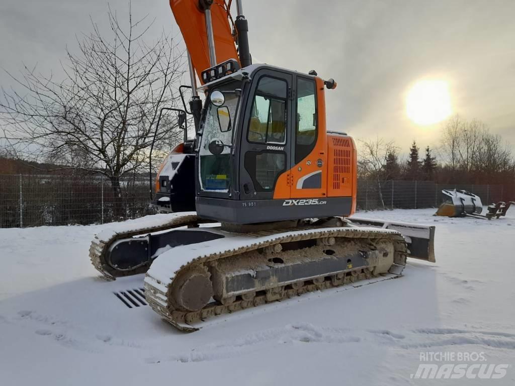 Develon DX 235 LCR-5 Верижен екскаватор