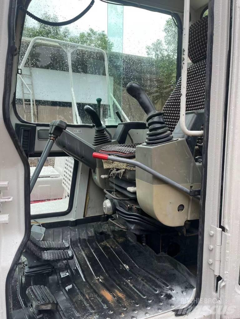 Takeuchi TB 160C Верижен екскаватор