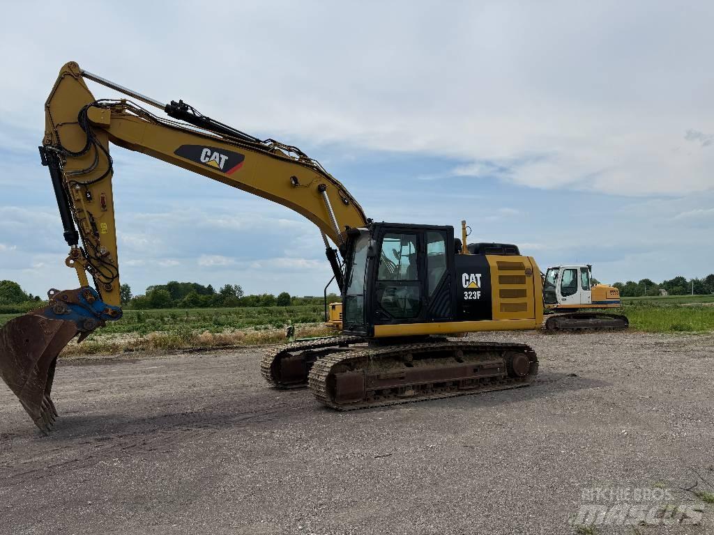 CAT 323 F L Верижен екскаватор