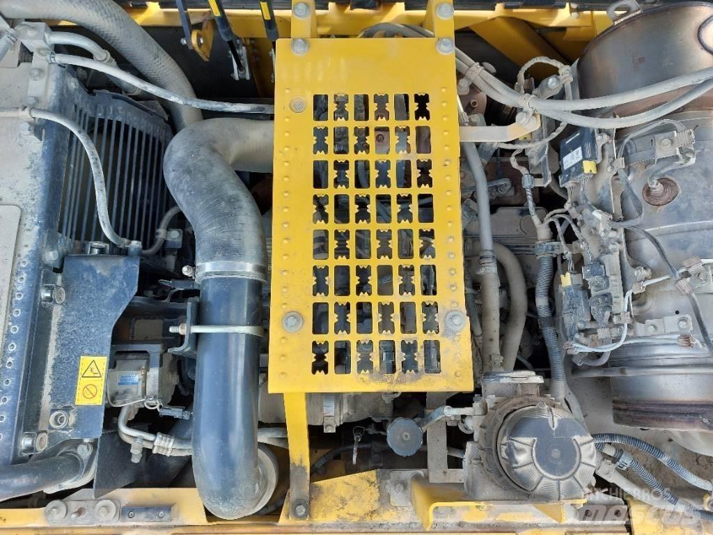 Komatsu HB365LC-3 Верижен екскаватор