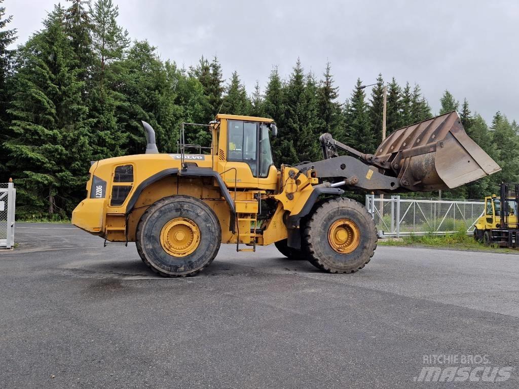 Volvo L 220 G Колесни товарачи