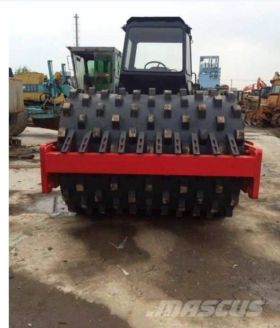 Dynapac CA 30 D Еднобарабанни ролки
