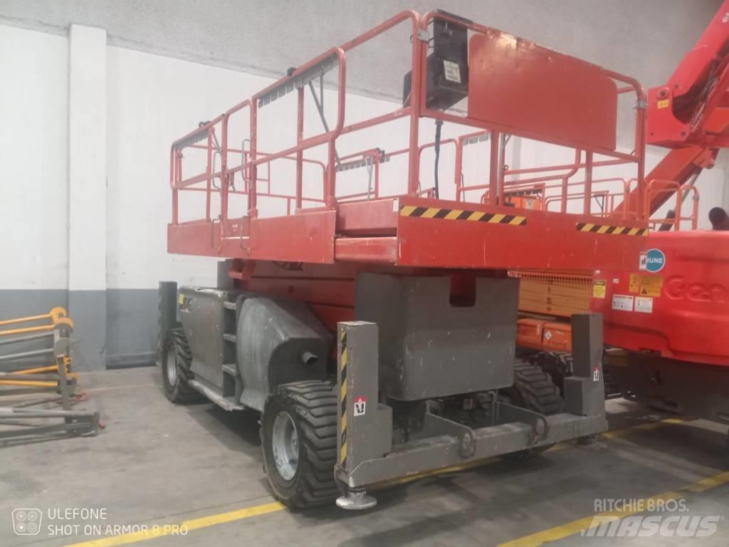 JLG 4394 RT Ножични работни платформи