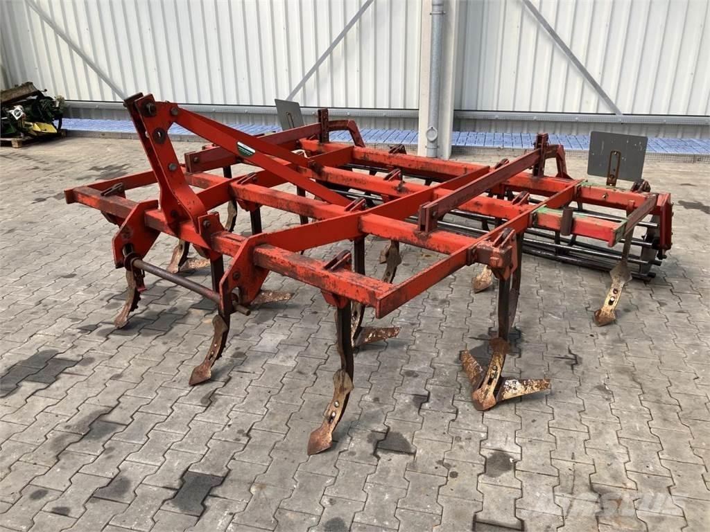 Becker Grubber 3m Култиватори