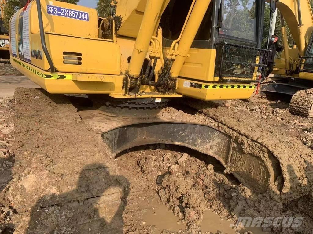 Komatsu PC 220-8M0 Верижен екскаватор