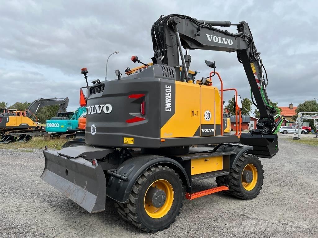 Volvo EWR 150 E Колесни екскаватори