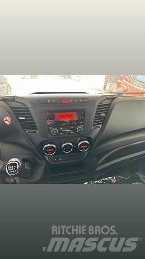 Iveco 35S16 Ванове за доставки
