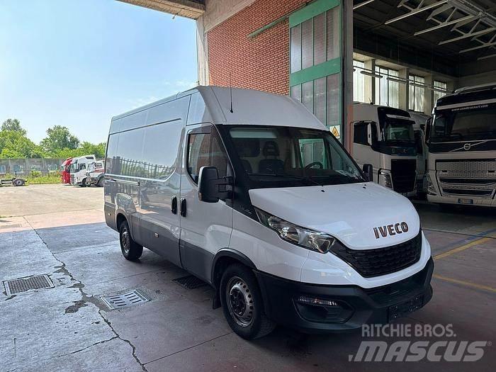Iveco 35S16 Ванове за доставки