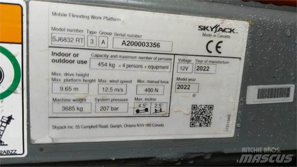 SkyJack 6832RT Ножични работни платформи