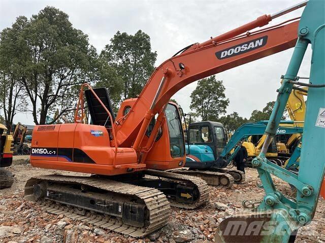 Doosan DH150 Средни екскаватори 7т - 12т