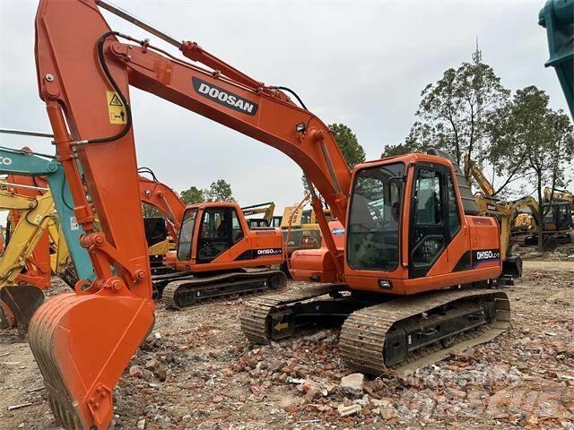 Doosan DH150 Средни екскаватори 7т - 12т