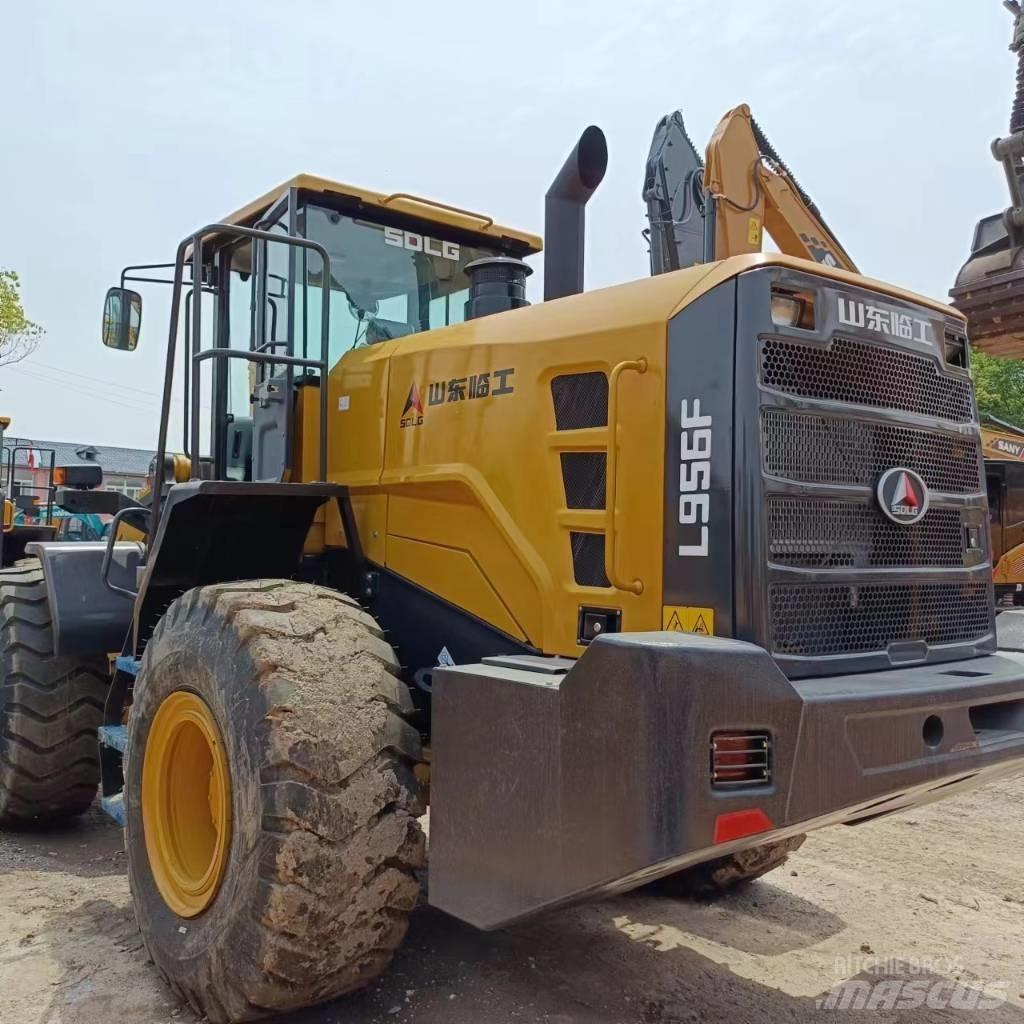 SDLG 956F Колесни товарачи
