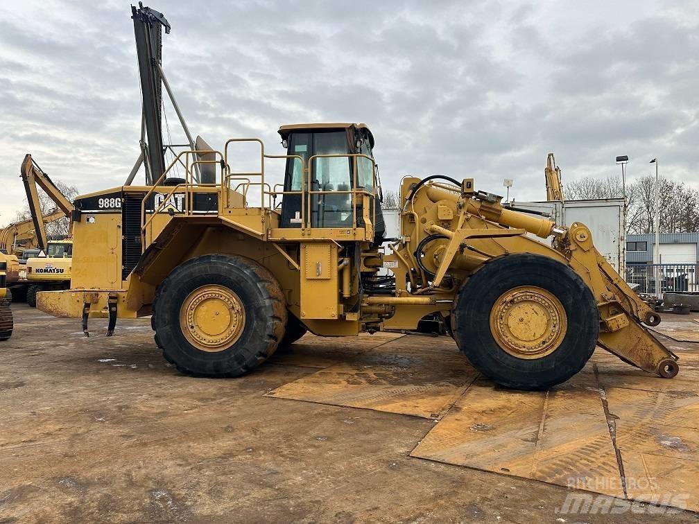 CAT 988 G Колесни товарачи