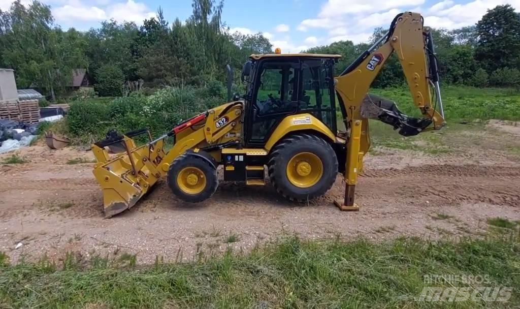 CAT 432 Товарач със заден ексватор