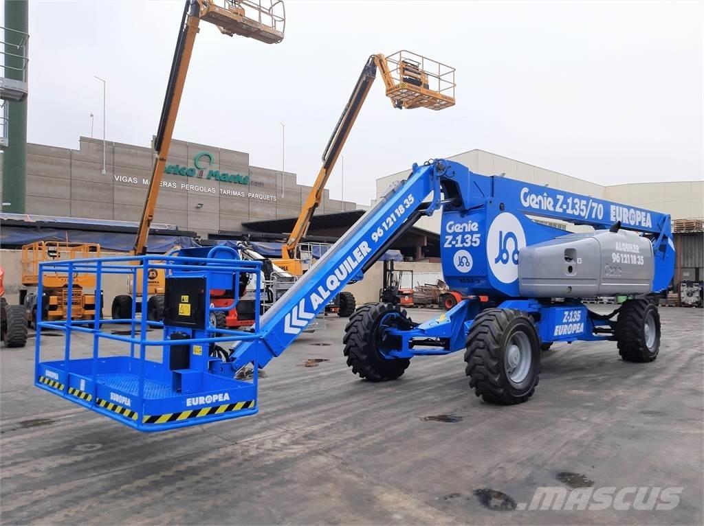 Genie Z135 70 Съчленени стрелови подемници