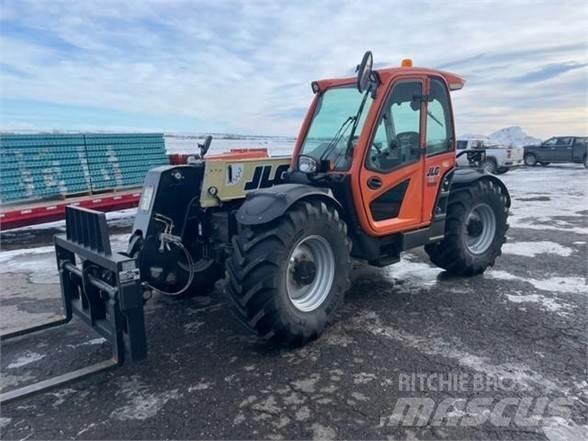 JLG 925 Телескопични товарачи