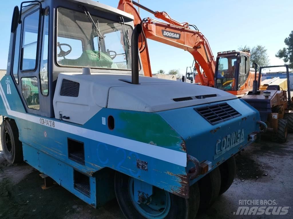 Corinsa CCR 1421 Пневматични гумени  ролки
