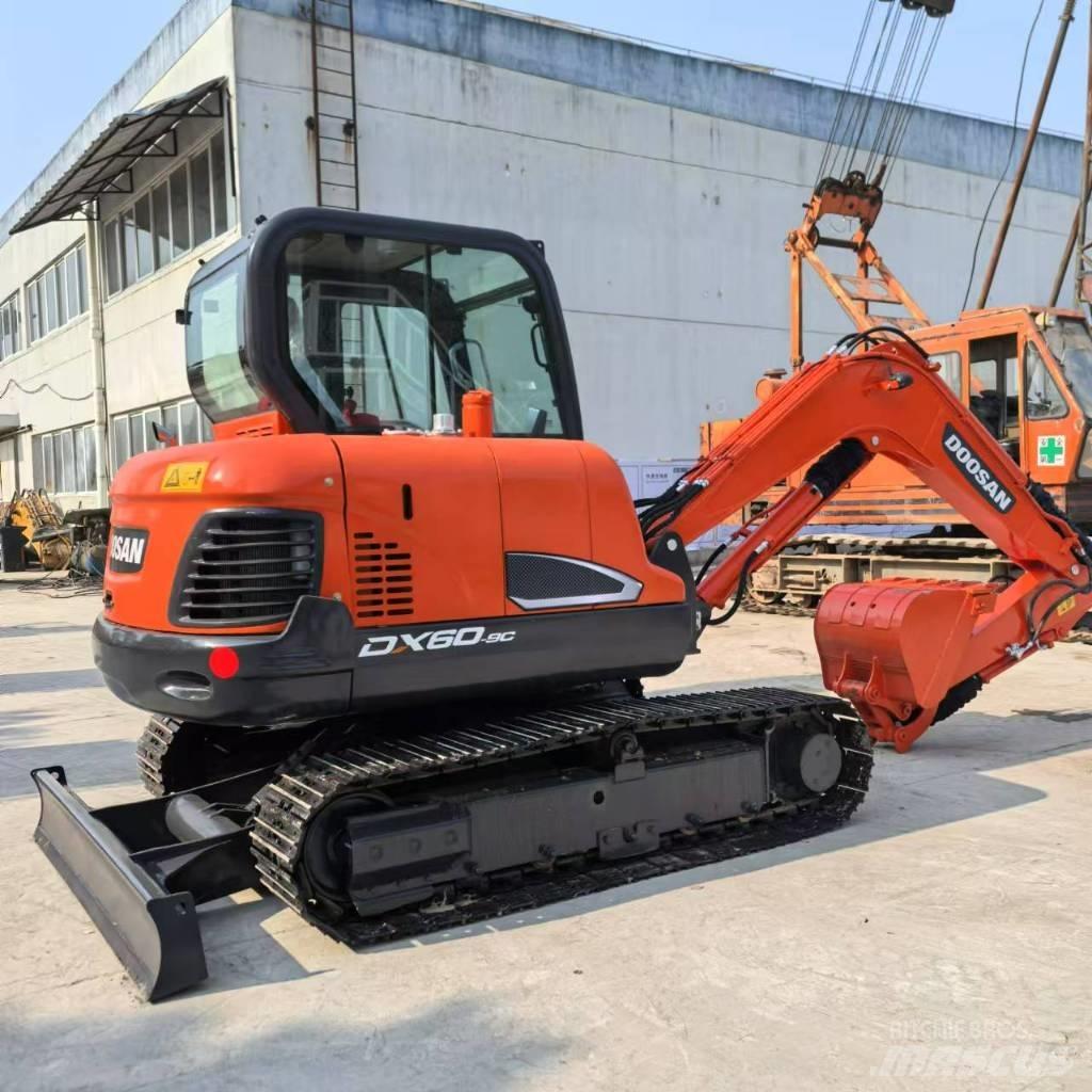 Doosan DX60-9C Мини екскаватори < 7 т