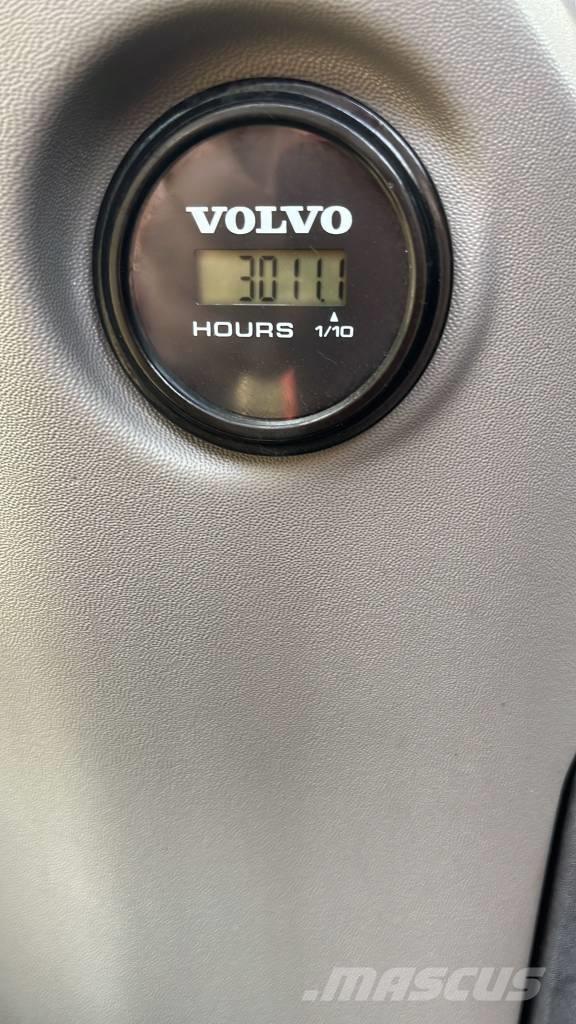 Volvo EWR 150 E Колесни екскаватори