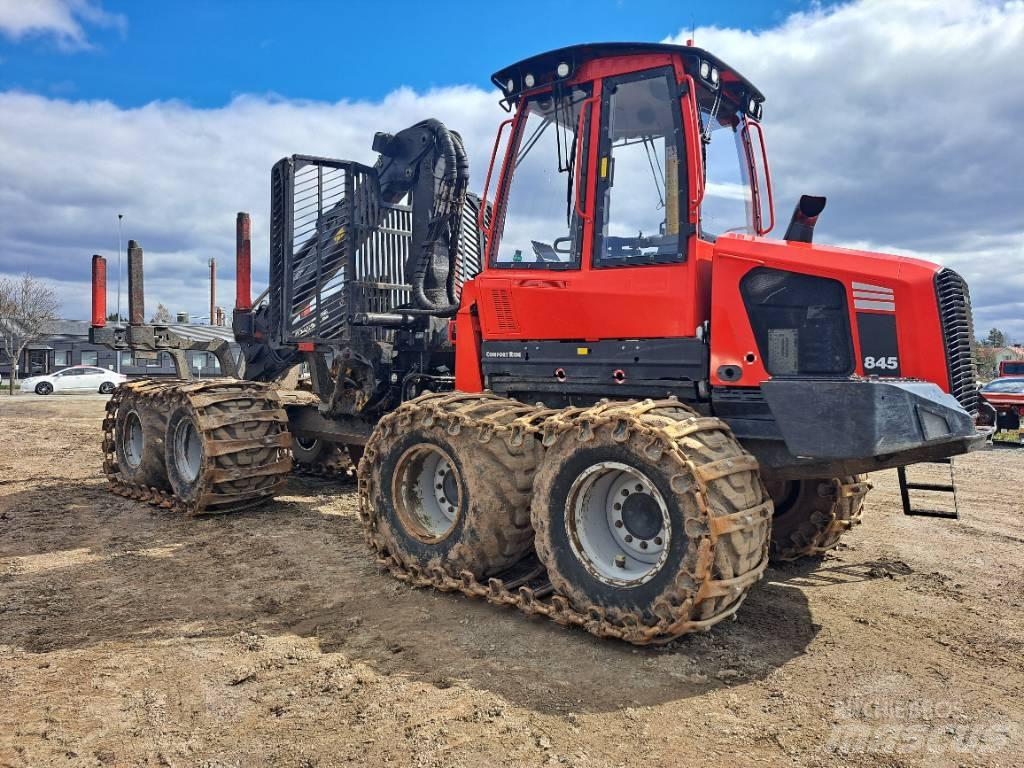 Komatsu 845 Форуардери