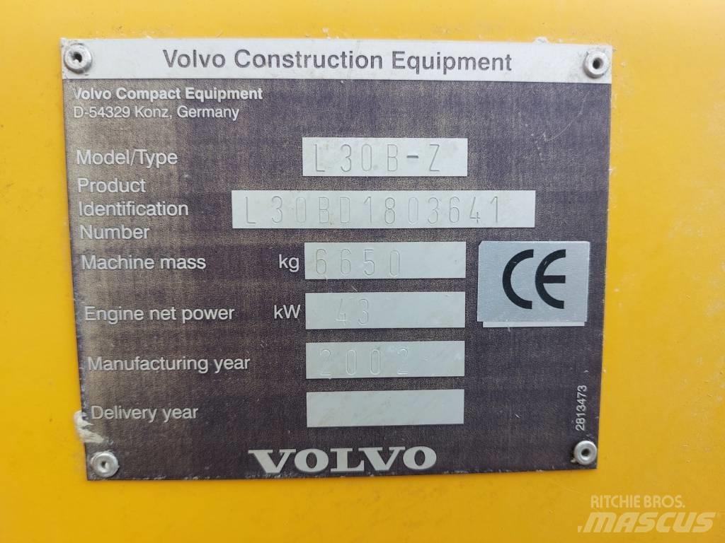 Volvo L 30 B Колесни товарачи