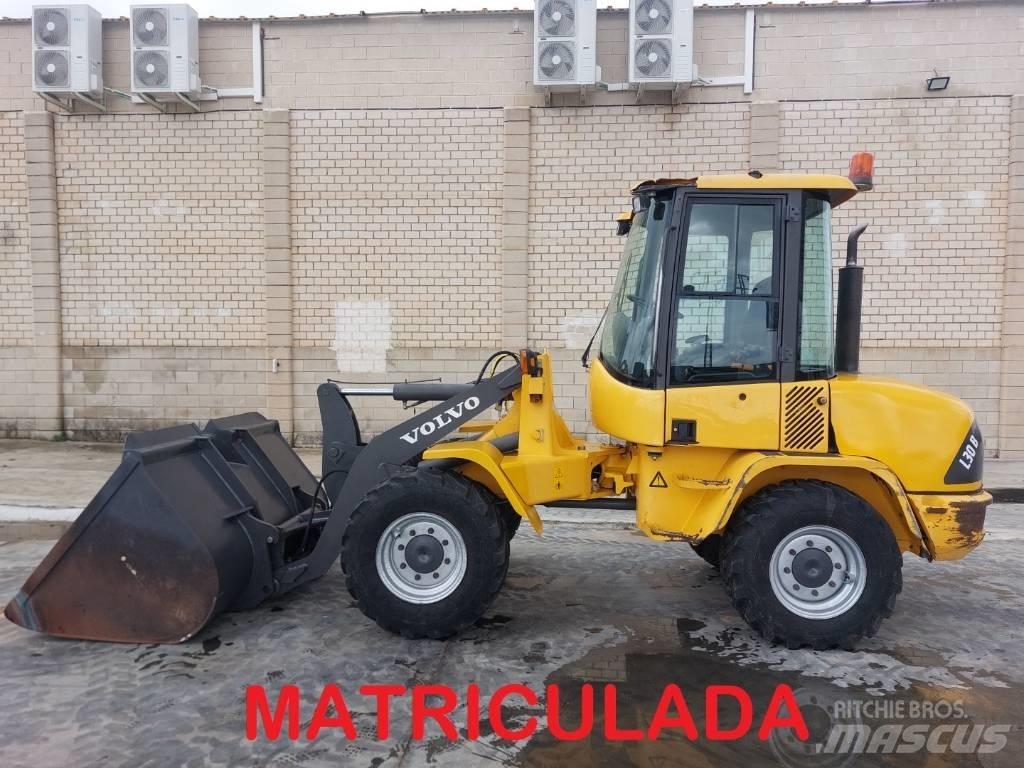 Volvo L 30 B Колесни товарачи