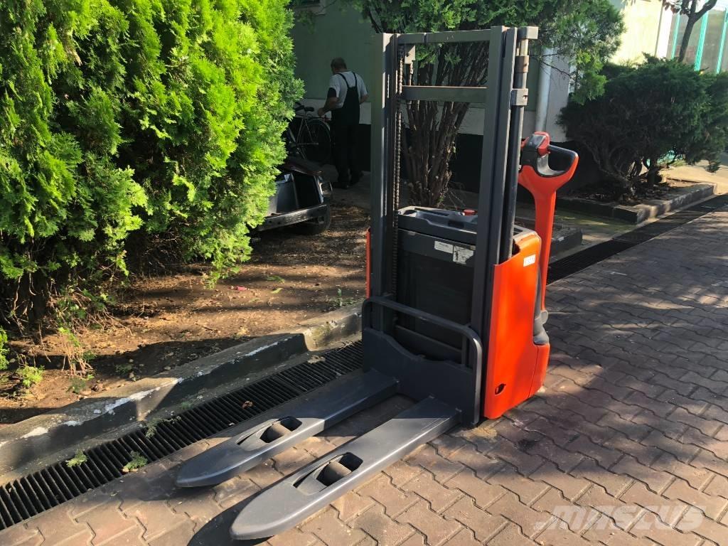 Linde L 10 B V-3234 Колички високоповдигачи с теглич