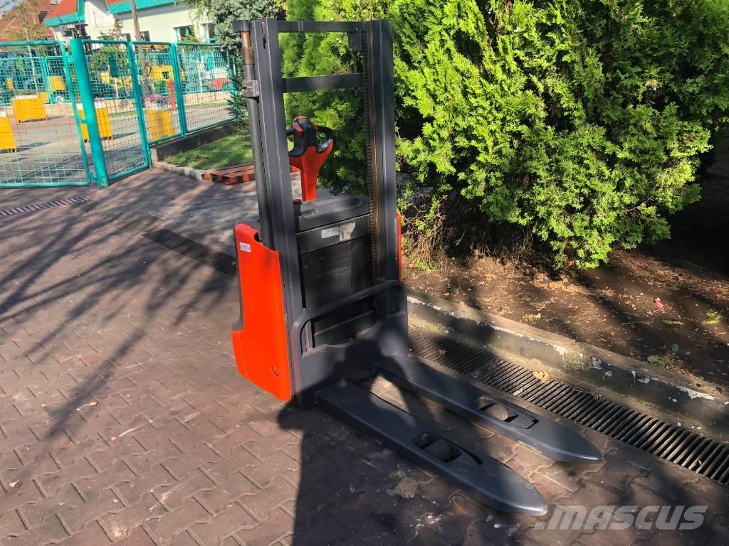 Linde L 10 B V-3234 Колички високоповдигачи с теглич