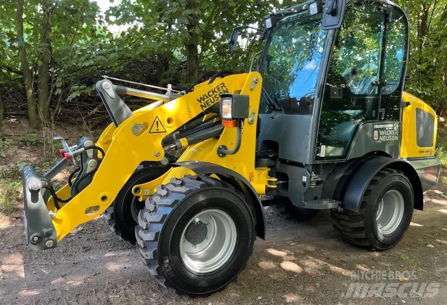 Wacker Neuson WL32 Колесни товарачи