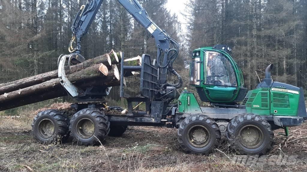 John Deere 1110 E Форуардери