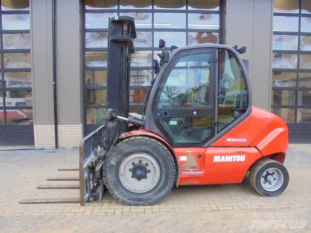Manitou MSI 40 Камиони за херавни местности