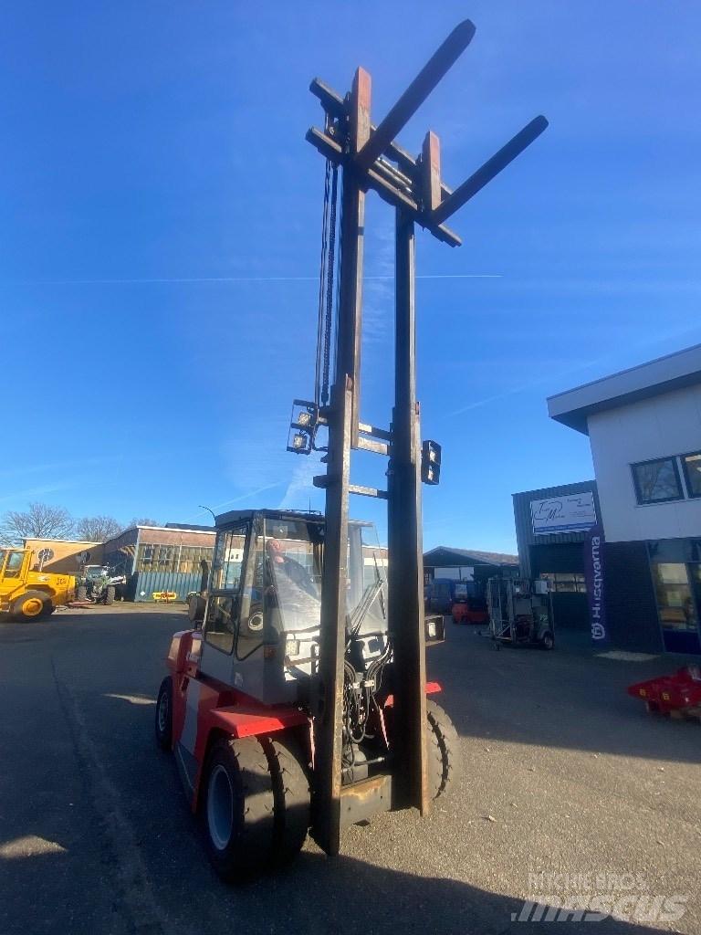 Kalmar DCE 70-6 HE Дизелови камиони