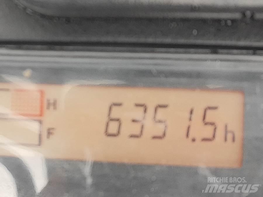 Toyota 02-8FDF30 Дизелови камиони
