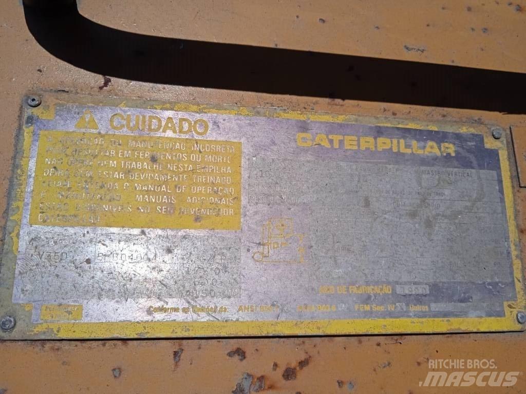 CAT V35D Камиони с АГУ