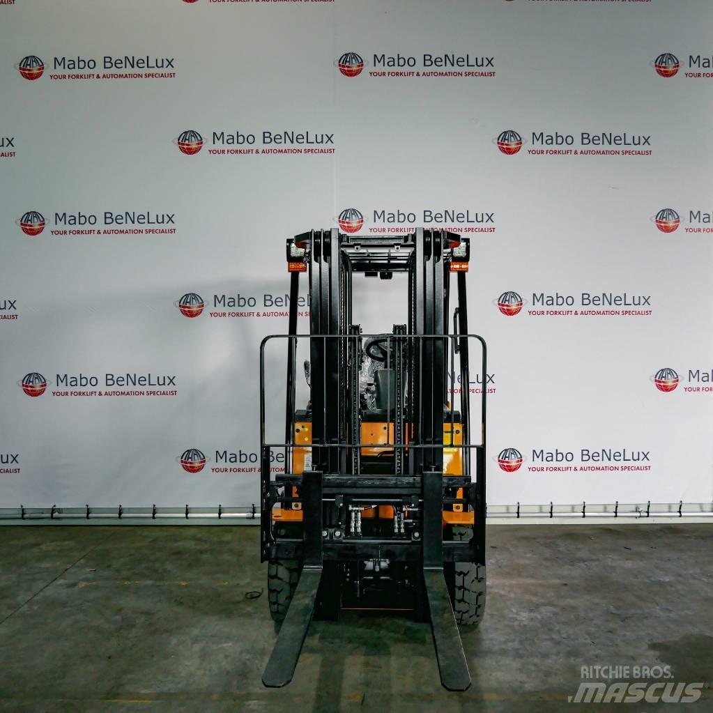 Hyundai 25B-9U Дизелови камиони