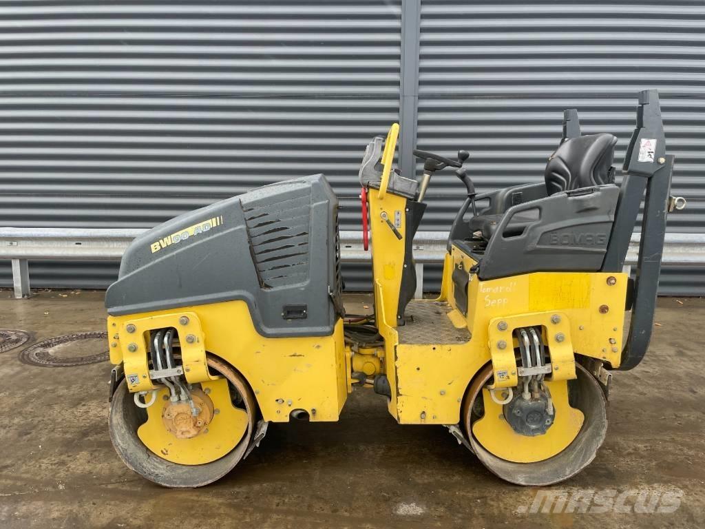 Bomag BW 90 AD-5 Двойни барабанни ролки
