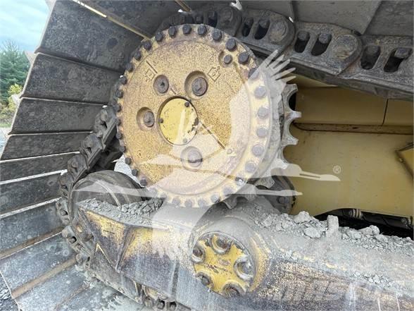 CAT D6T LGP Верижни булдозери
