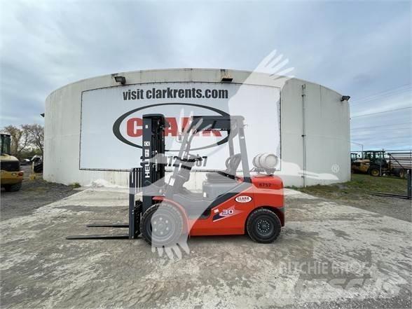 Heli CPYD30 Дизелови камиони