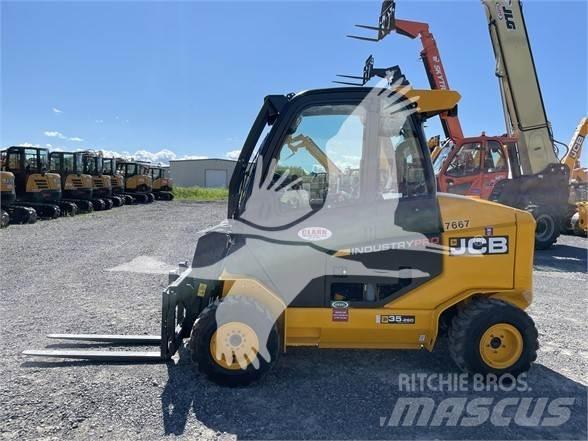 JCB 35 Телескопични товарачи